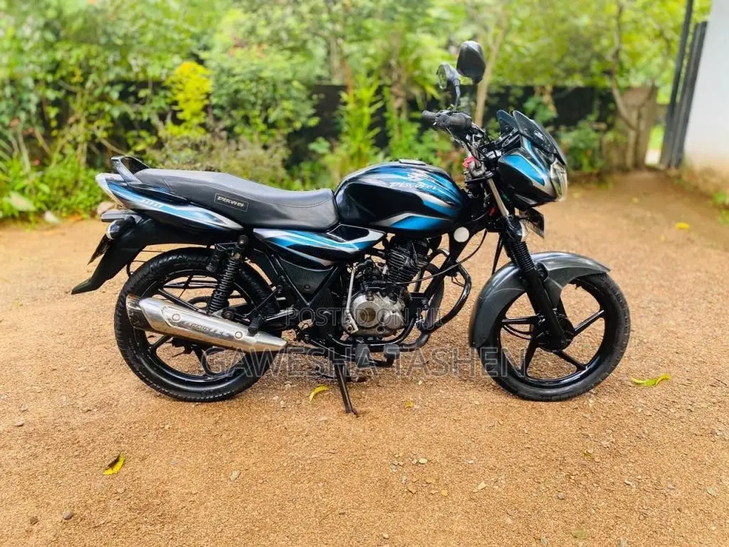 Bajaj Discover 2010 Motorbike (Used)