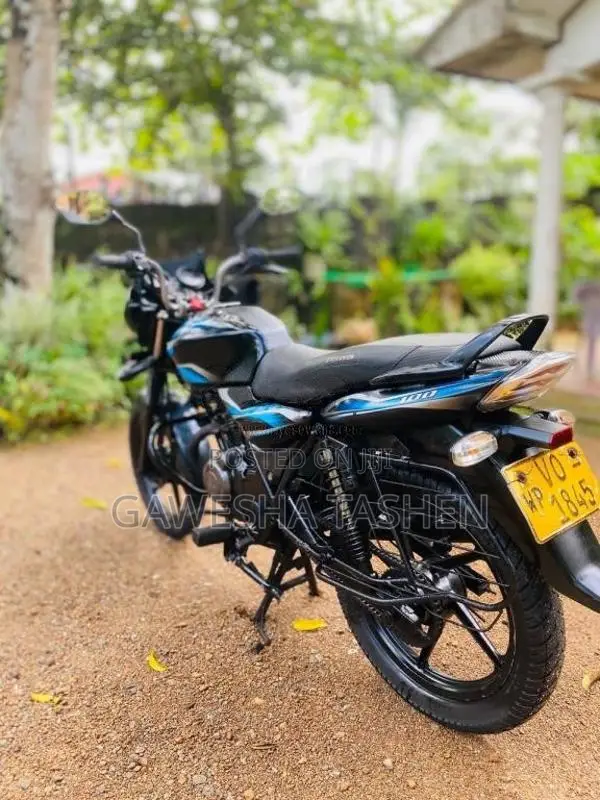 Bajaj Discover 2010 Motorbike (Used)