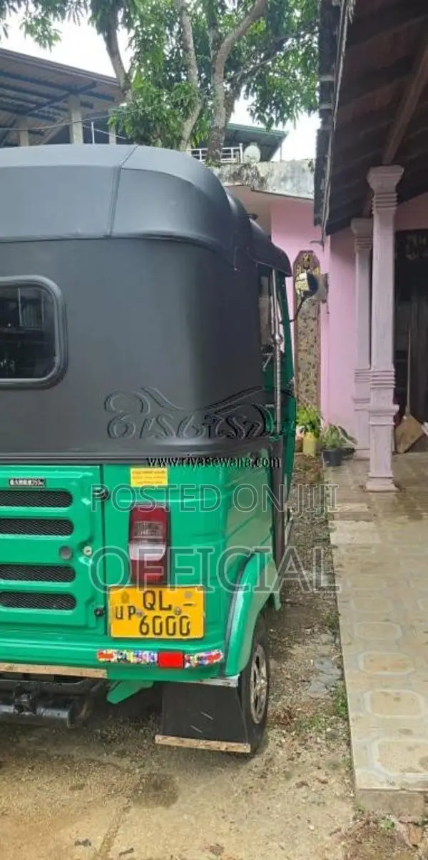 Bajaj RE 2008 Three Wheel (Used)