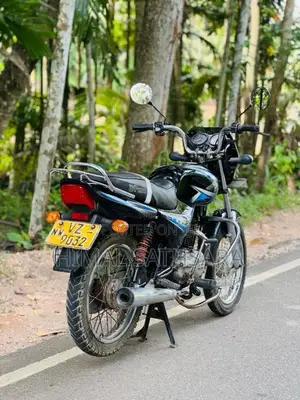 Bajaj CT-100 2010 Motorbike (Used)