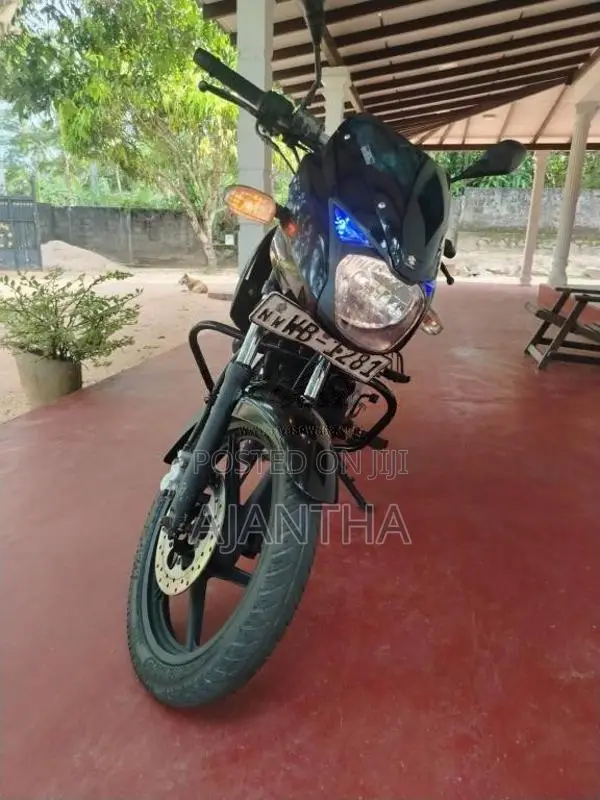 Bajaj Pulsar 150 2010 Motorbike (Used)