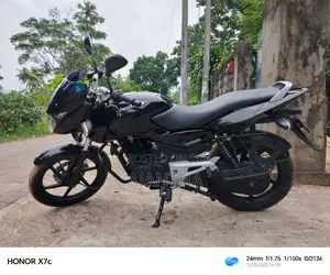 Bajaj Pulsar 150 2010 Motorbike (Used)