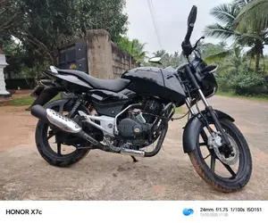 Bajaj Pulsar 150 2010 Motorbike (Used)