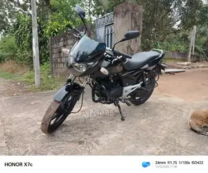 Bajaj Pulsar 150 2010 Motorbike (Used)