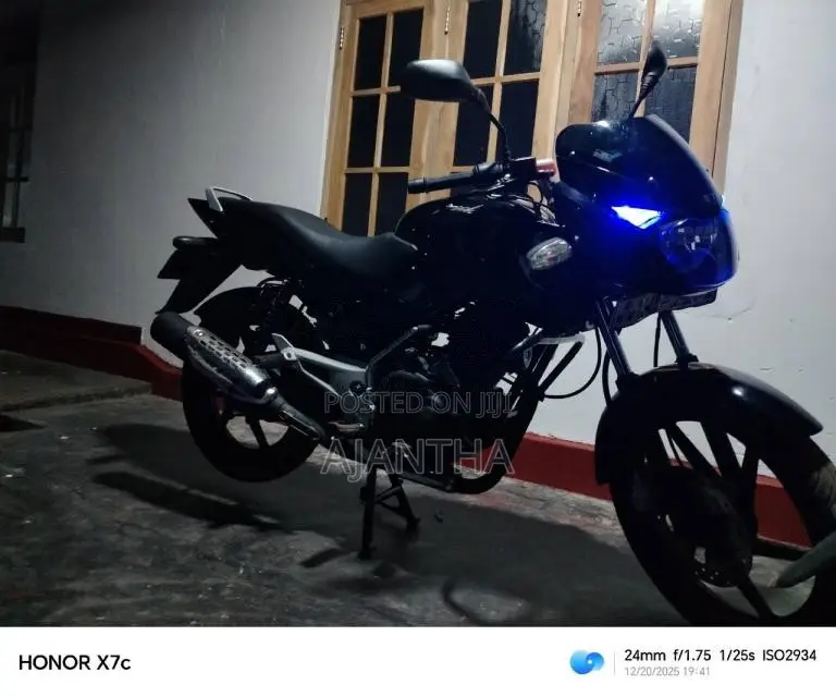 Bajaj Pulsar 150 2010 Motorbike (Used)