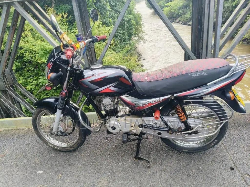 Bajaj CT-100 2016 Motorbike (Used)