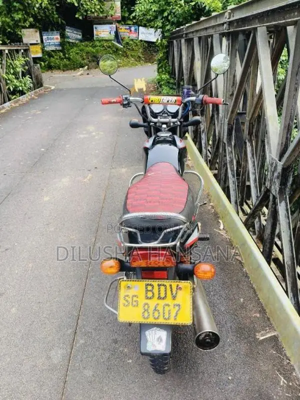 Bajaj CT-100 2016 Motorbike (Used)