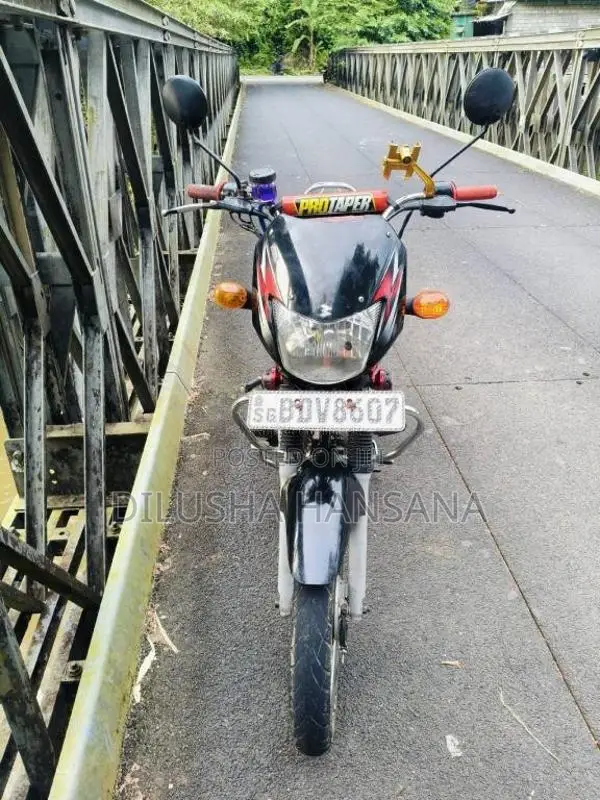 Bajaj CT-100 2016 Motorbike (Used)
