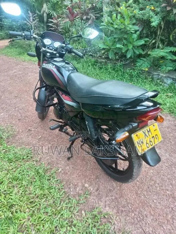 Bajaj Platina 2012 Motorbike (Used)