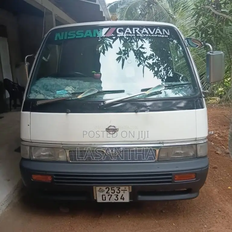 Nissan Caravan 1999 Van (Used)