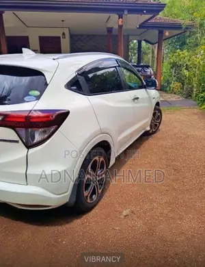 Honda Vezel Orange 2015 SUV (Used)