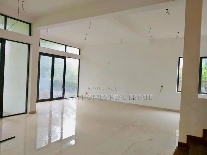 Newly Built House for Sale in Mirihana, Nugegoda