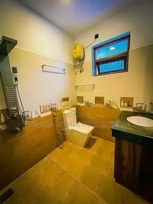 Brand New Luxury House Sale Battaramulla