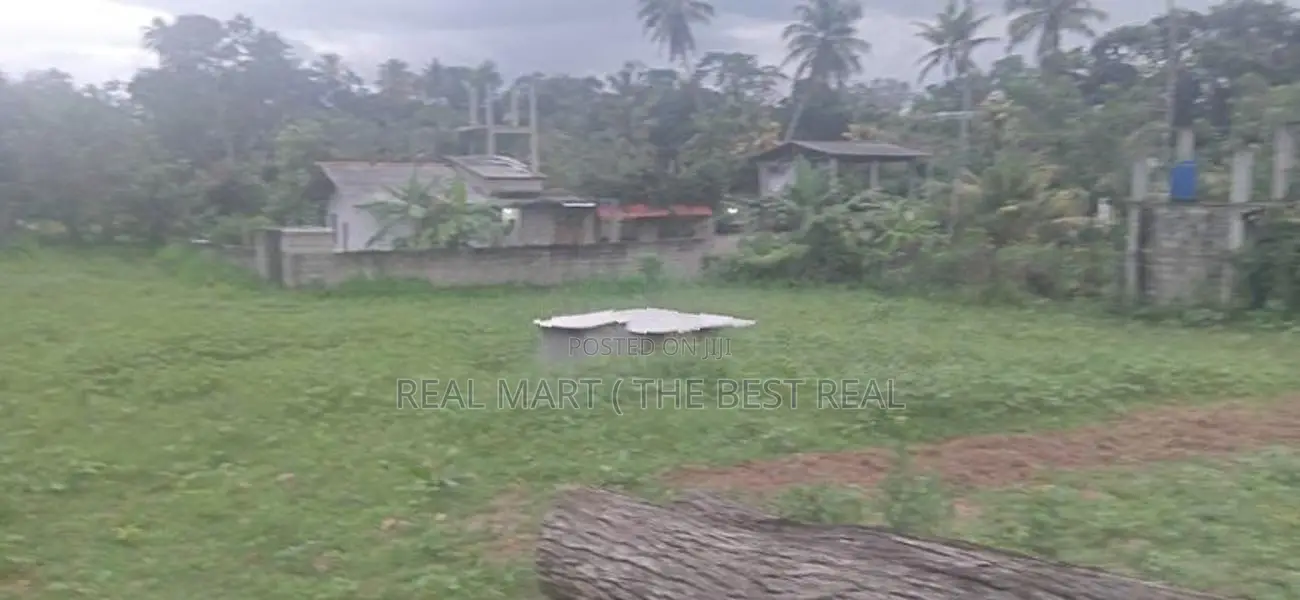 KURUNEGALA : 96P LAND WITH HOUSE FOR SALE