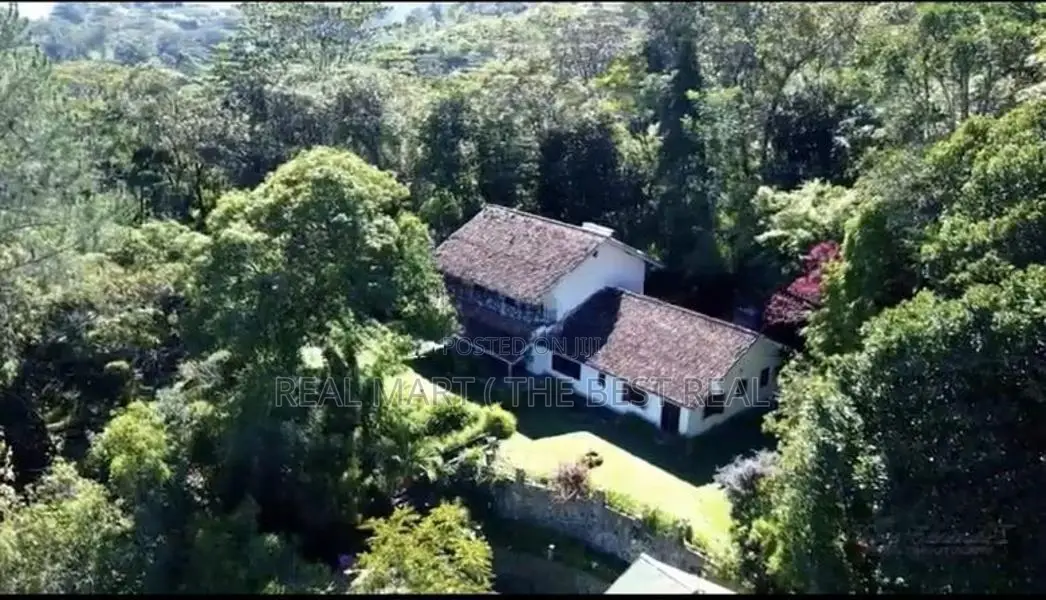BANDARAWELA : 128P (3500 SQFT) BOUTIQUE HOTEL FOR SALE