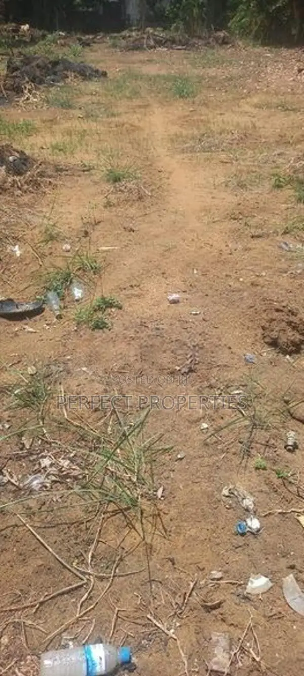 Perfect Land for Sale – Mahabage / Kerawalapitiya (799m to Main Road)