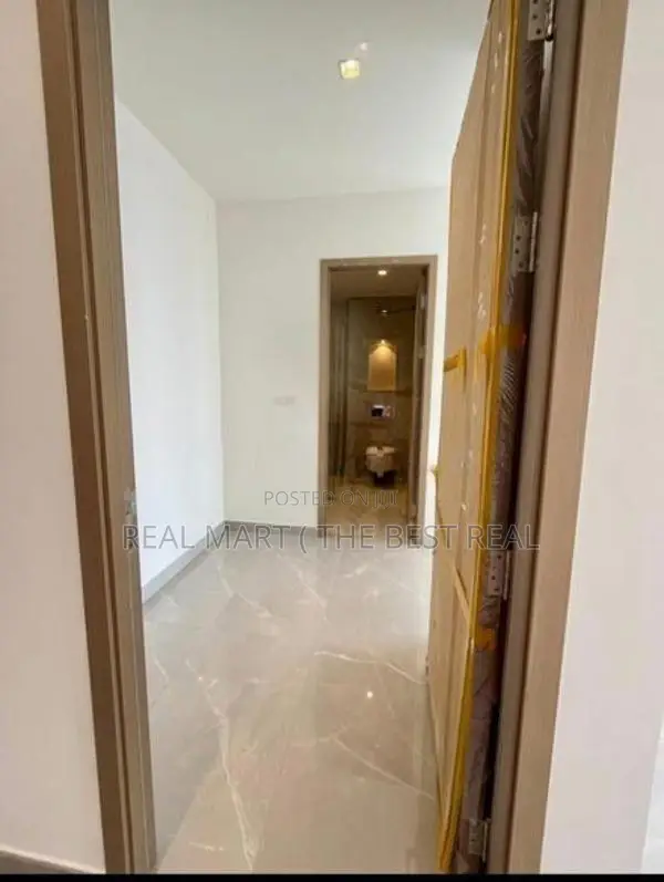 COLOMBO 03 : 2-BR (1,100 SQFT) LUXURY APARTMENT FOR SALE IN KOLLUPITIY