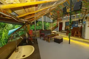 ELLA : 7-BR (15P) RESTAURANT / COMMERCIAL PROPERTY FOR SALE