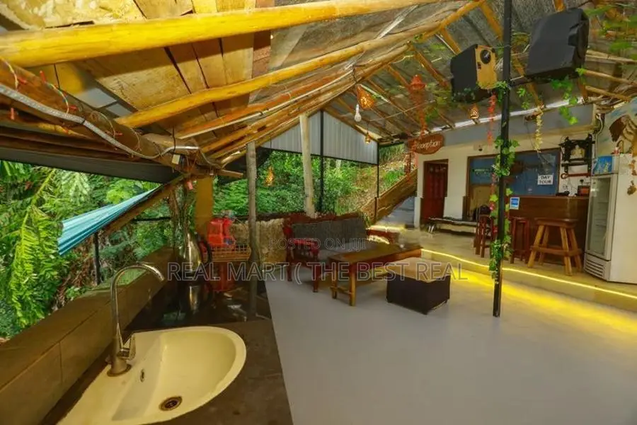 ELLA : 7-BR (15P) RESTAURANT / COMMERCIAL PROPERTY FOR SALE