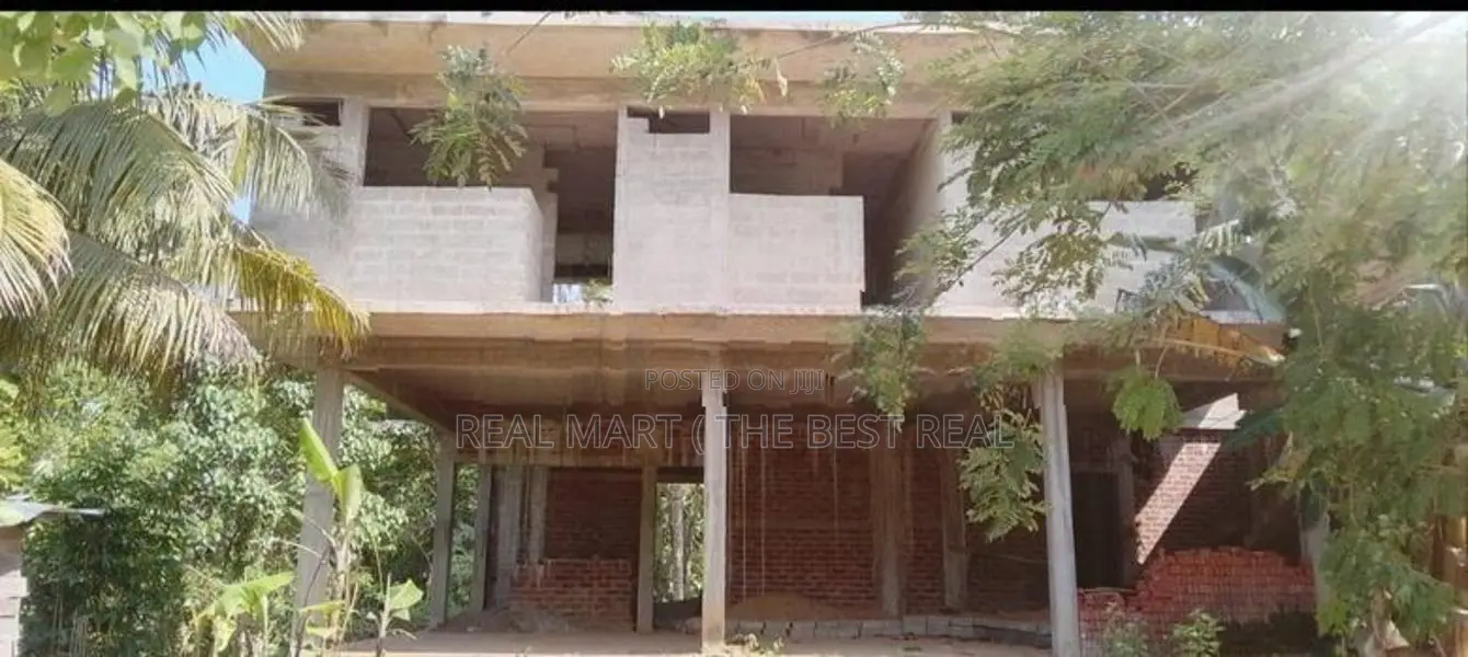 DICKWELLA : 3-BR (16.5P) PARTIALLY BUILT TWO STOREY HOUSE FOR SALE