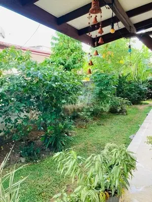 WELLAMPITIYA : 19.5 PERCHES LAND WITH TWO HOUSES FOR SALE