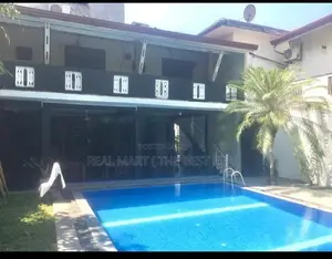 NEGOMBO : 10-BR (30P) HOTEL WITH POOL FOR SALE