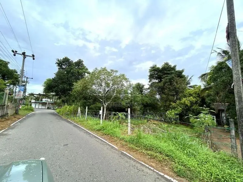 Land in Catherine Park Hokandara - Puwakgahadeniya Rd Talawathugoda