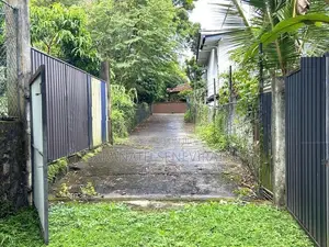 Land in a Prime Location Talawathugoda