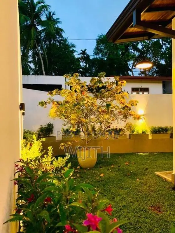 සුපරි තනිමහල් නිවසක් විකිනිමට මිගොඩ නාගහාවත්ත