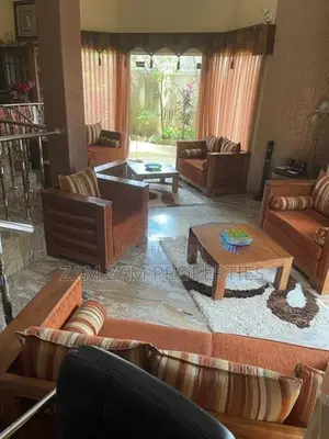Luxury House For Sale in Park Road Dehiwala