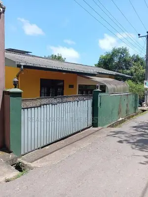 PILIYANDALA : 2-BR (7P) SINGLE STOREY HOUSE FOR SALE