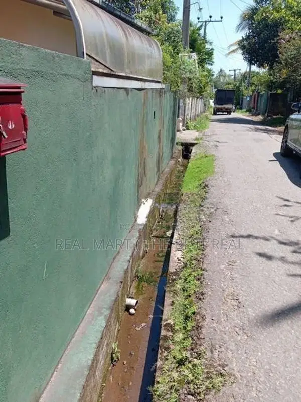PILIYANDALA : 2-BR (7P) SINGLE STOREY HOUSE FOR SALE