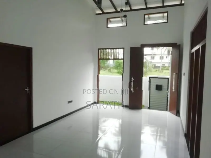 Strong Brand New House In Wataraka - Homagama