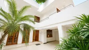 Three Storied Luxury House for Long-term Rent at Colombo 07