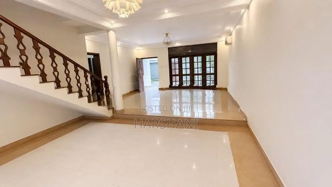 Three Storied Luxury House for Long-term Rent at Colombo 07