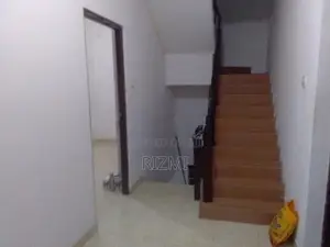 first floor 2BR house for rent in dehiwala quarry road