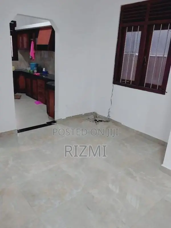 2 storey 3BR individual house for rent in dehiwala off zoo road