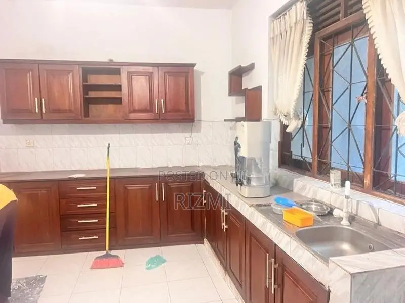 ground floor 1BR unit for rent in dehiwala quarry road tissa mawata