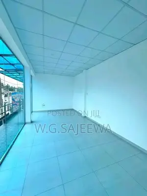 Main road facing Commercial Building for rent in Negombo - Colombo
