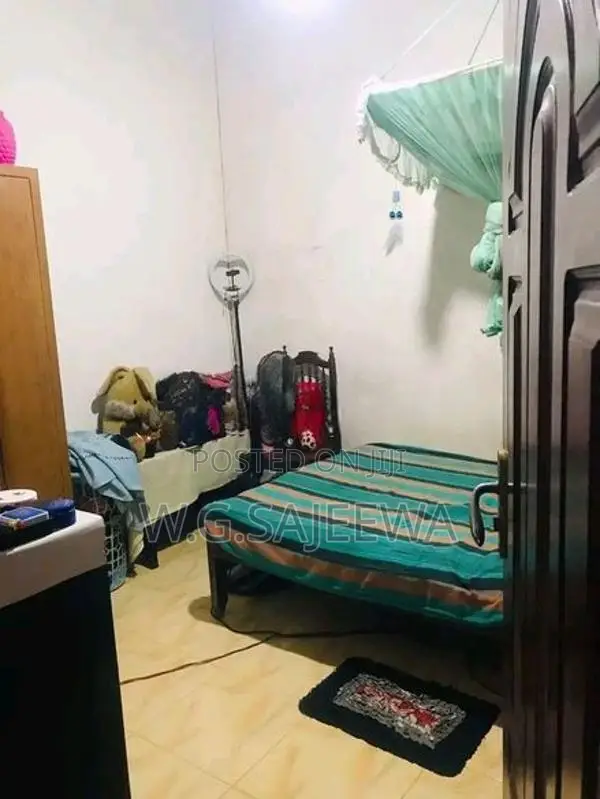 3 Rooms single Storey house sale in Seeduwa