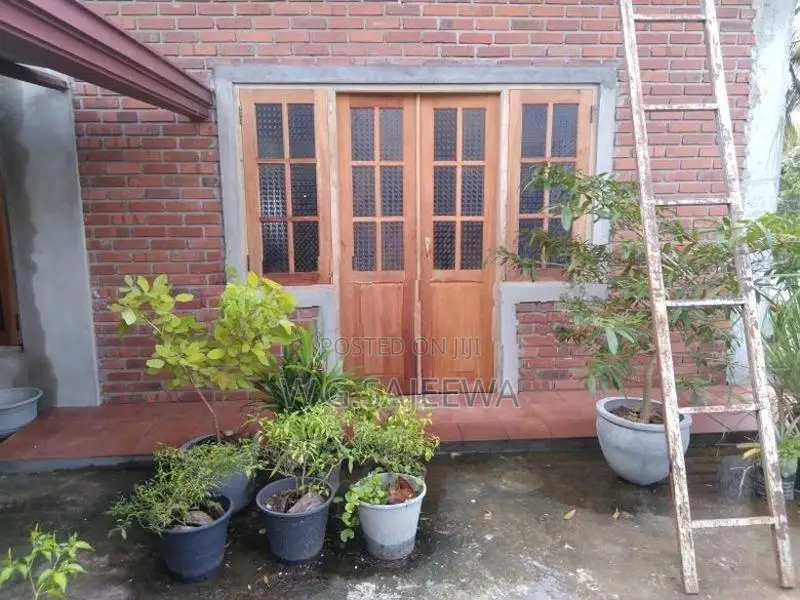 6Bedroom 80% complete house for sale Bolawalana, Negombo