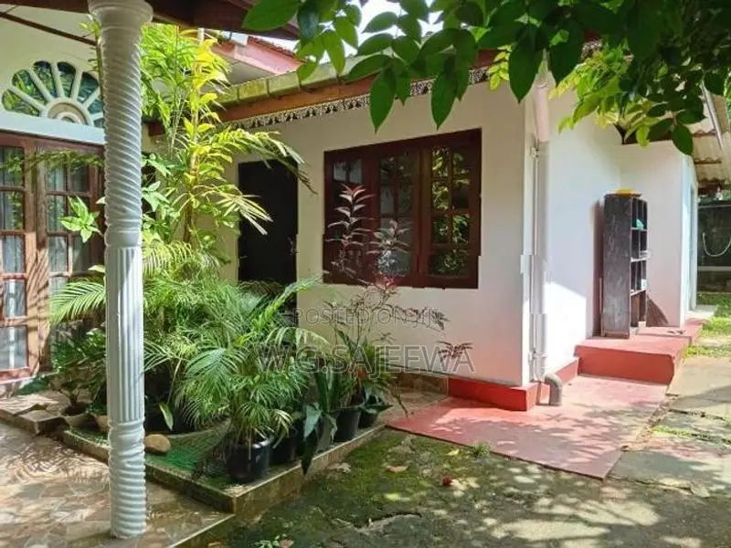 24perch aland with house for sale seeduwa