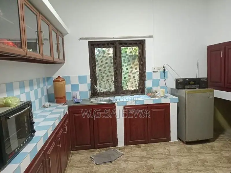 24perch aland with house for sale seeduwa