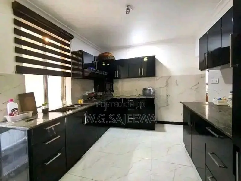 Villa type house sale in Kandana - Residential or Commercial