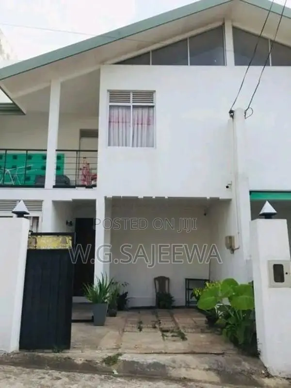 2 Storey Complete house sale in Gampaha, Yakkala Town