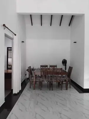 3bedroom furnished house for sale kandawala. silvering park, Negombo