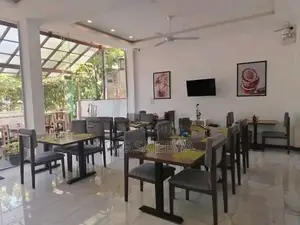 Hotels, Guest house, Commercial Building for sale in Negombo