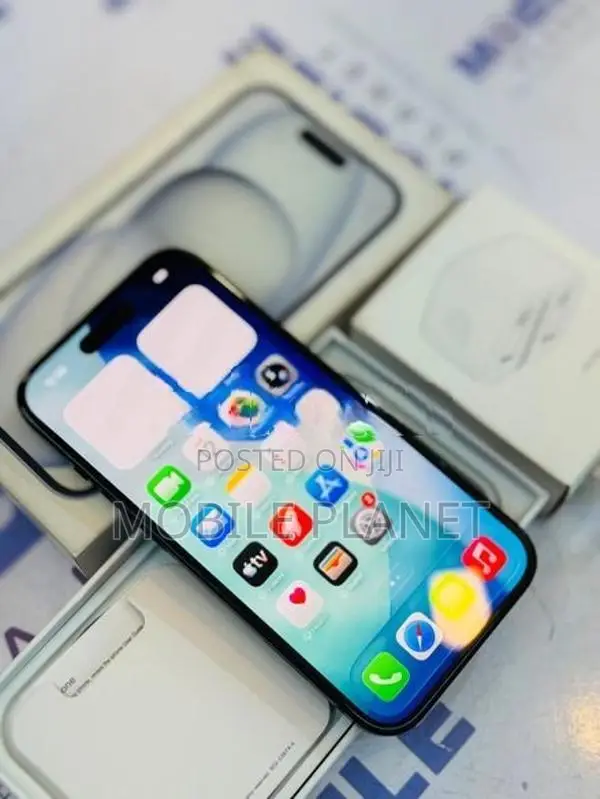 Apple iPhone 15 128GB (Used)