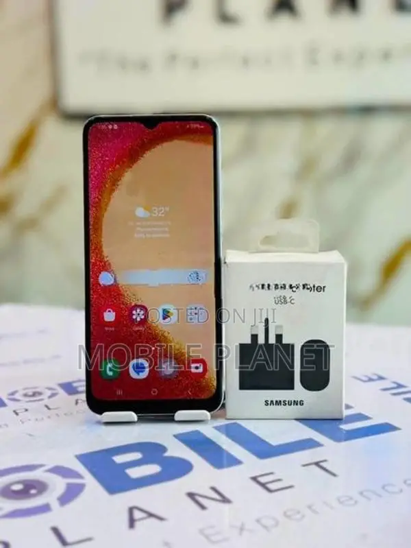 Samsung Galaxy A04e 3GB 32GB (Used)