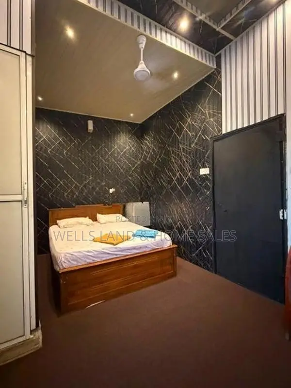 Furnished 7 Bedrooms House For Rent - Colombo 05